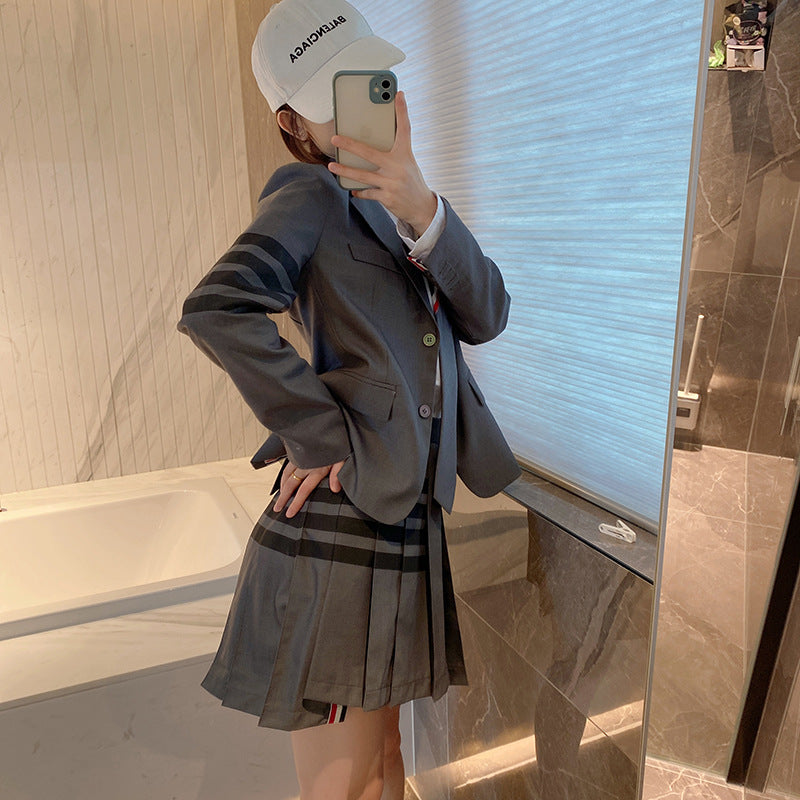 4-Bar Striped ladies suit