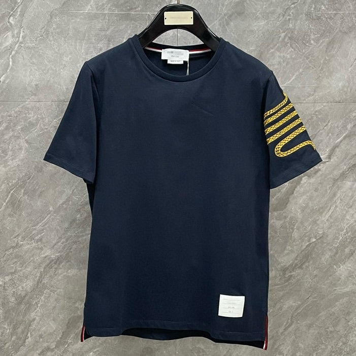 4-Bar Snake pattern T-shirt