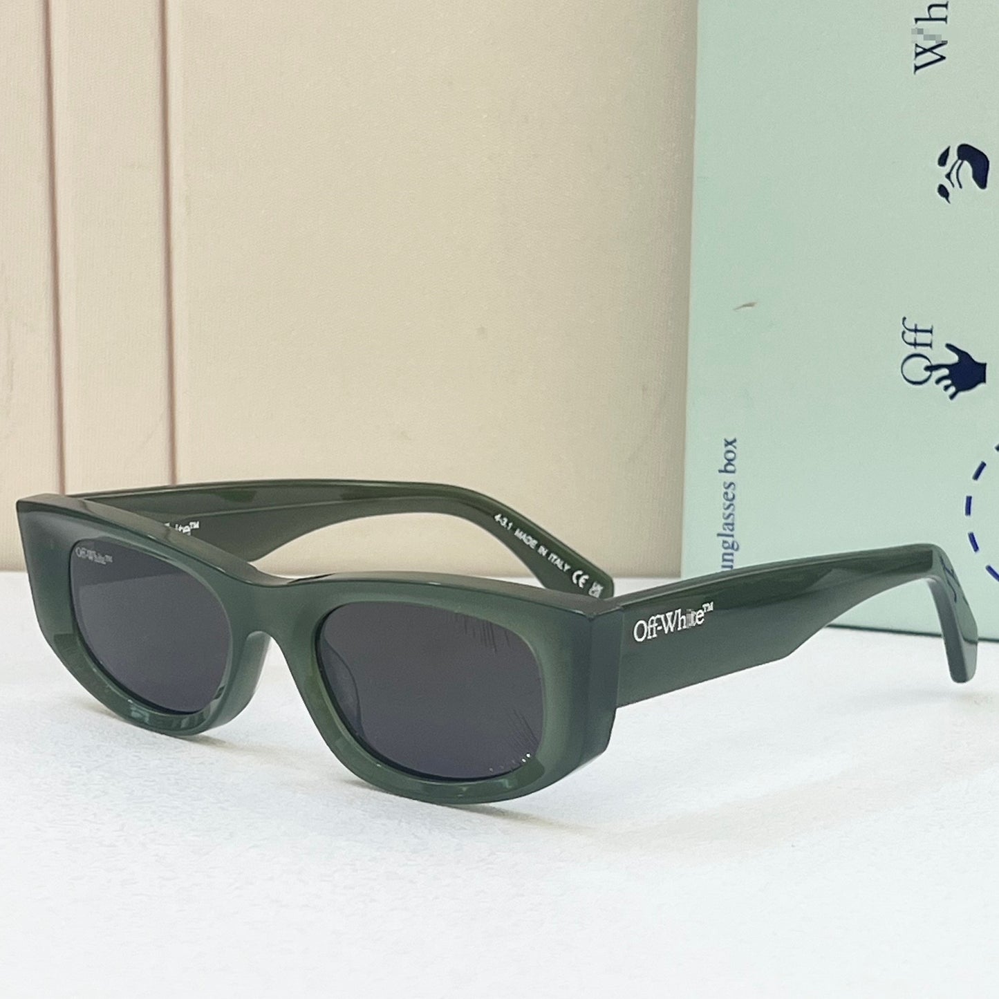 OFF-Whlte Arrow logo sunglasses#090