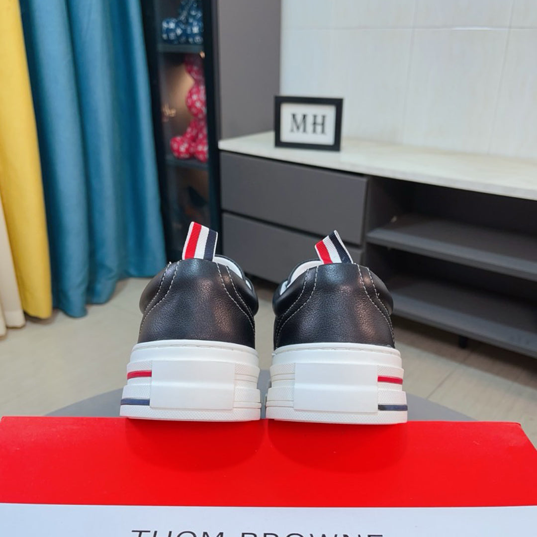 Four-bar leather sneakers