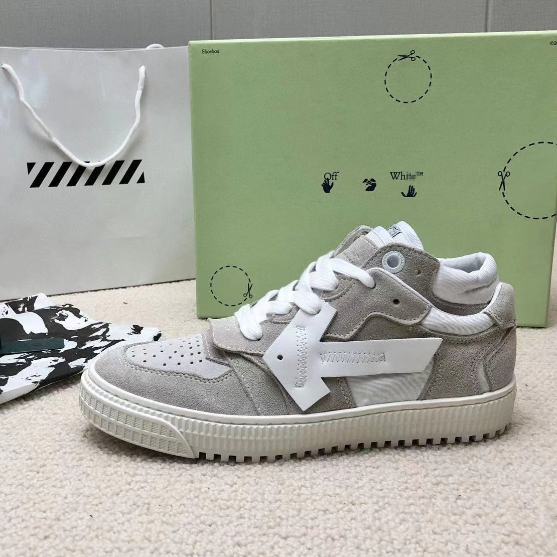 OFF-Whlte sneakers #49