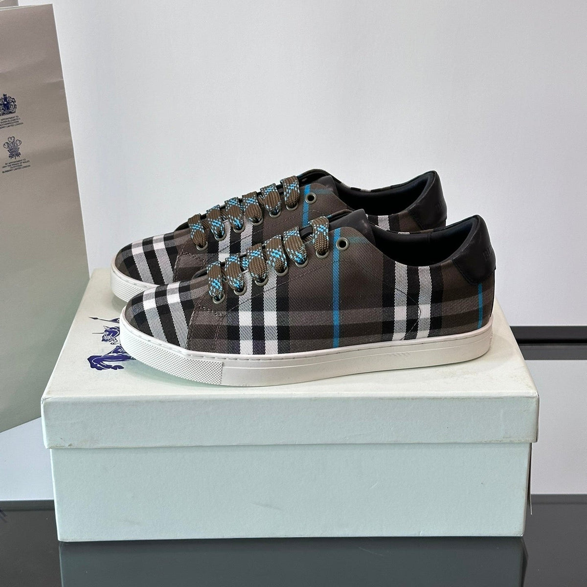 Burberry Casual Shoes#32 - Product Image 3