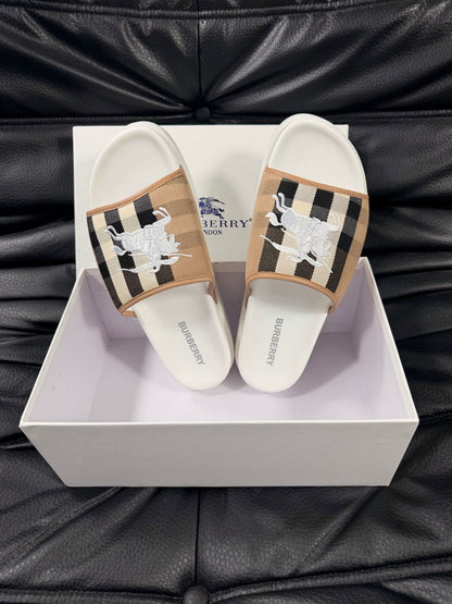 Burberry Vintage Check Slides#15